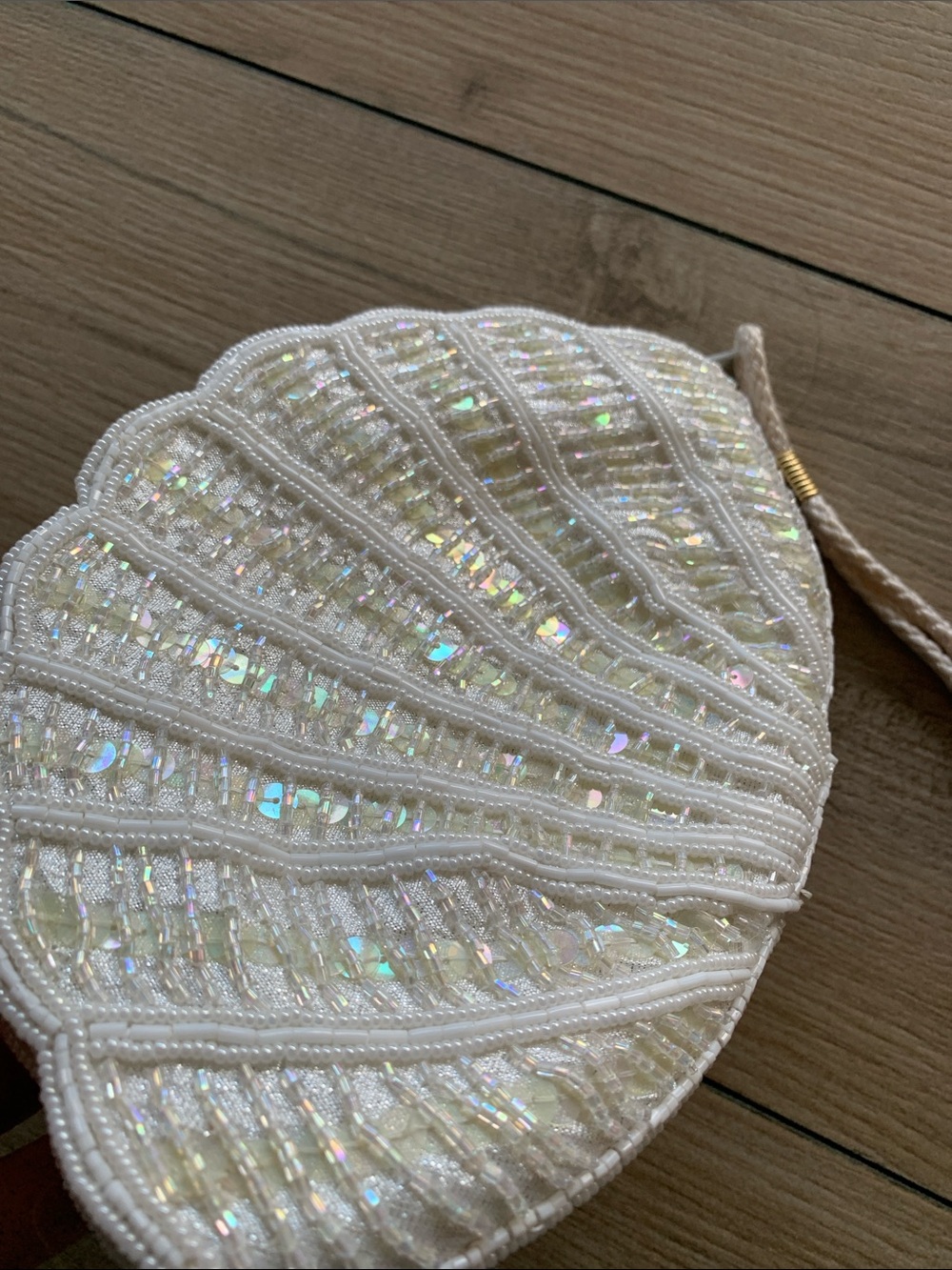 MermaidCore Cream Shell Wristlet Clutch Bag 🐚 - Picture 4 of 7